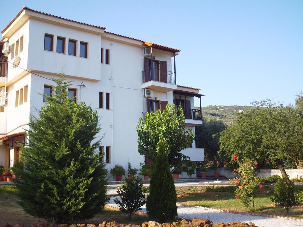 Hotel Kassandra Кала Нера Екстериор снимка