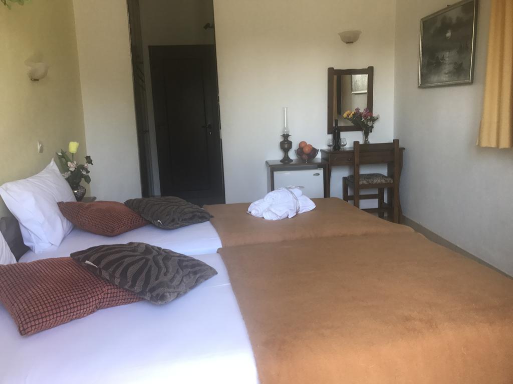 Hotel Kassandra Кала Нера Екстериор снимка