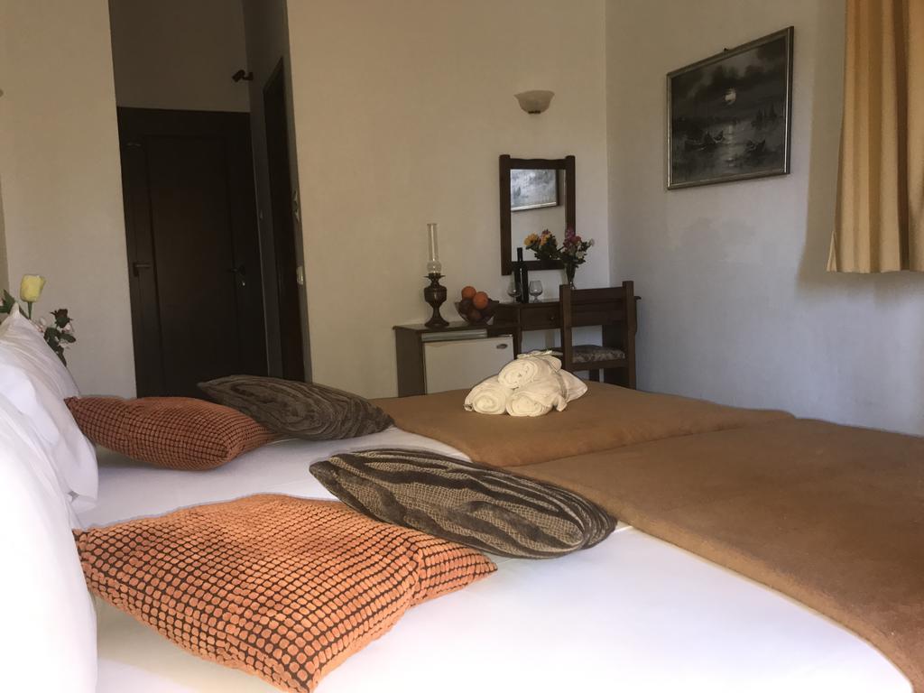 Hotel Kassandra Кала Нера Екстериор снимка